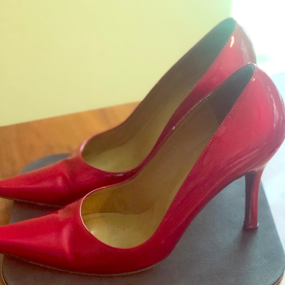 Stuart Weitzman “Princess” Heels - Picture 1 of 5